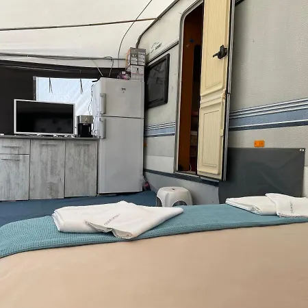 Caravan Logatero Campeggio Chernomorets