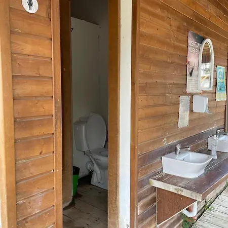 Campeggio Caravan Logatero Chernomorets