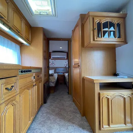 Caravan Logatero Campeggio